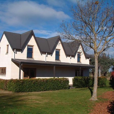 Whitestone Cottages Windwhistle Luaran gambar