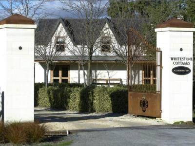 Whitestone Cottages Windwhistle Luaran gambar