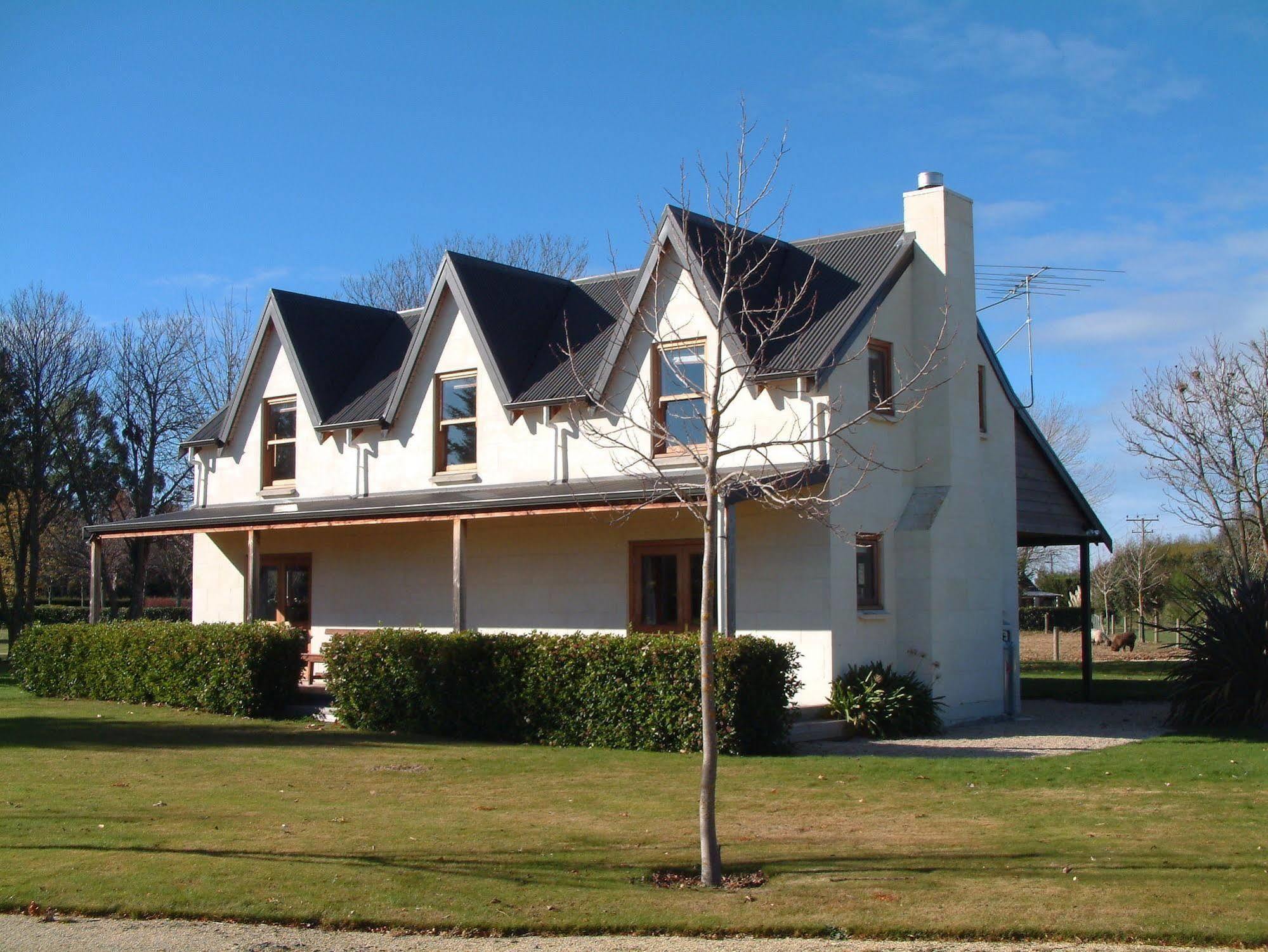 Whitestone Cottages Windwhistle Luaran gambar