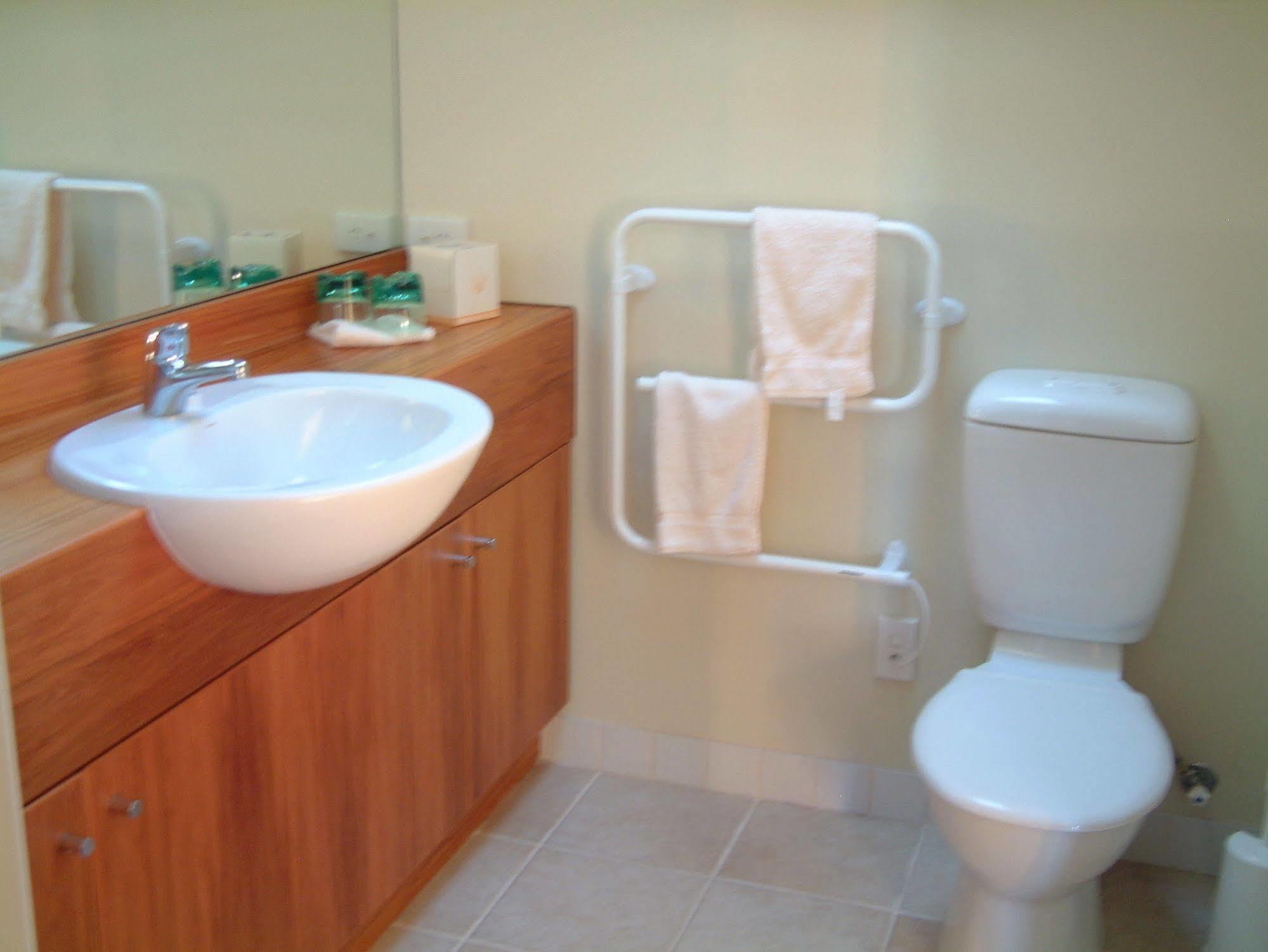Whitestone Cottages Windwhistle Luaran gambar