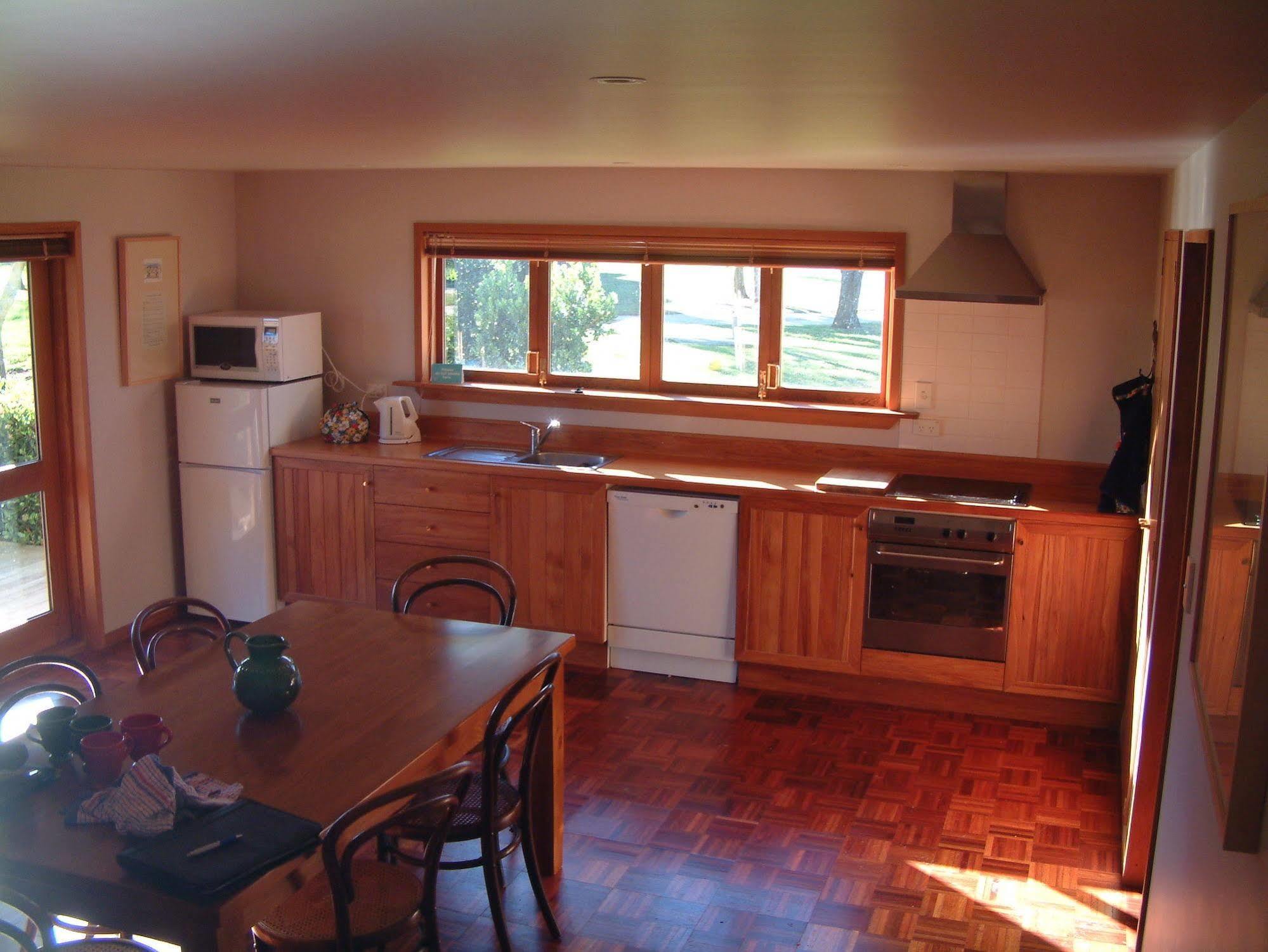Whitestone Cottages Windwhistle Luaran gambar